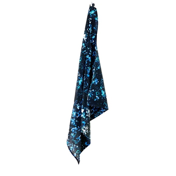 NWT SILKLETTE Dashing Dashes 100% Fine Silk Kerchief Scarf BLUE/WHITE - Picture 3 of 6